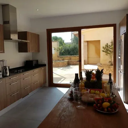 Villa Dinastia Maioris Decima Llucmajor (Mallorca)